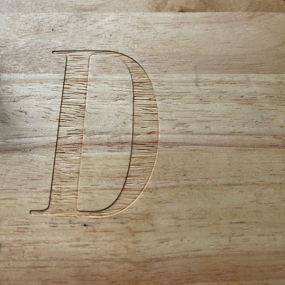 Mud Pie Wooden Cheese Board and Spreader Set - Letter D monogram - Picture 5 of 6